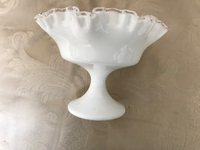 Fenton white dish